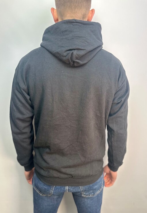 garment image