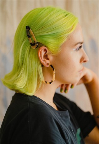 ACRYLIC LARGE HOOP EARRINGS