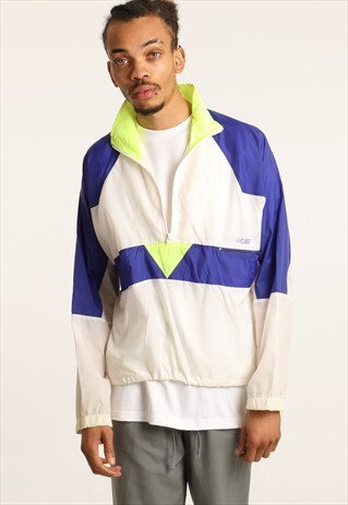 VINTAGE NIKE LIGHTWEIGHT JACKET