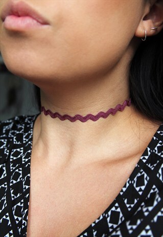 BURGUNDY WAVE CHOKER