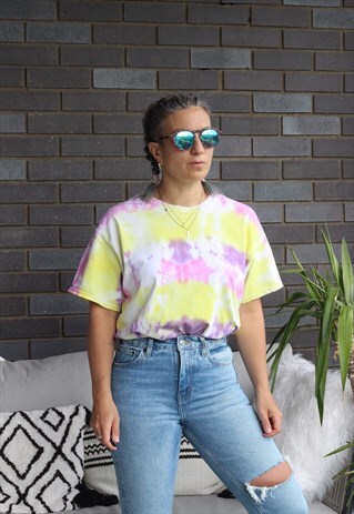 VINTAGE Y2K YELLOW, PINK ND PURPLE TIE DYE T SHIRT