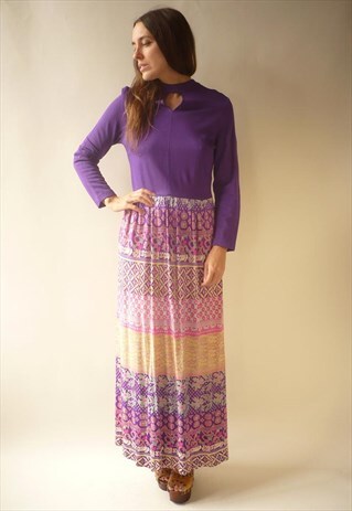 1970'S VINTAGE PURPLE PSYCHEDELIC PRINTED JERSEY MAXI DRESS