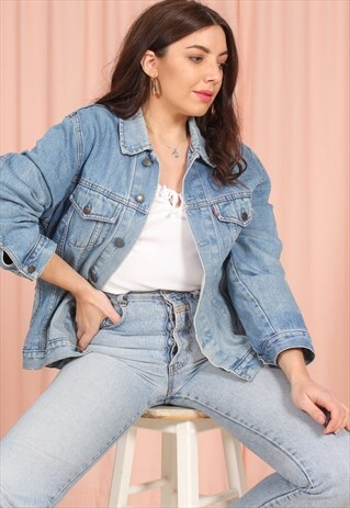 VINTAGE LEVI'S DENIM JACKET IN LIGHT WASH
