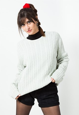 ON SALE VINTAGE 80S TOMMY HILFIGER KNITWEAR JUMPER / S0427