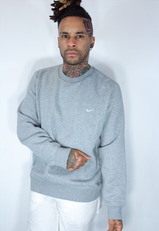 NIKE EMBROIDED SWEATSHIRT