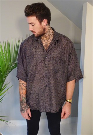 GEOMETRIC SHORT SLEEVED UNISEX SILK SHIRT