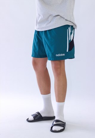 VINTAGE MENS ADIDAS ORIGINALS TRAINING SHORTS