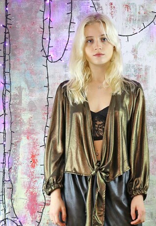 WRAP TOP IN ANTIQUE GOLD FABRIC