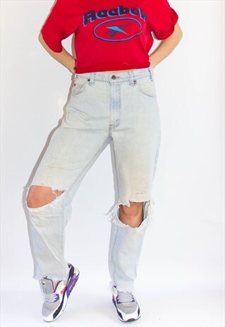 VINTAGE 90'S TOTALLY TRASHED HIGH WAIST MOM LEVI'S
