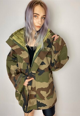 VINTAGE 90S CAMOUFLAGE JACKET