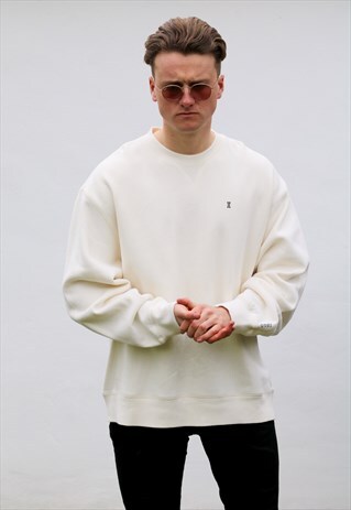 IZOD USA VINTAGE MINIMALIST SWEATSHIRT