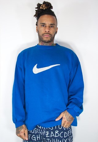 NIKE SWOOSH EMBROIDED SWEATSHIRT