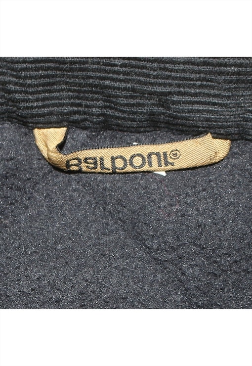 garment image