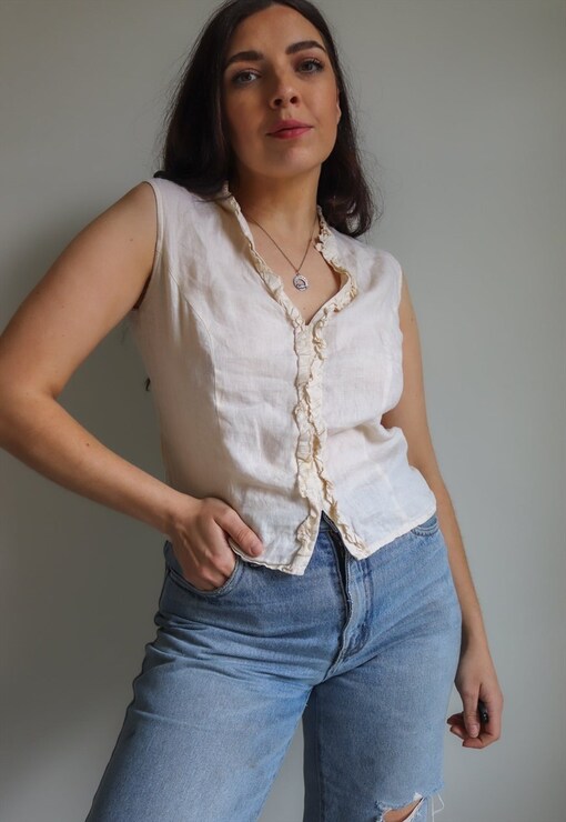 garment image