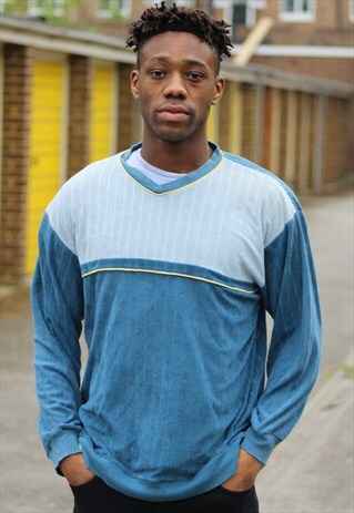 RETRO // 90'S // JUMPER