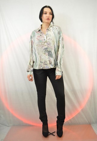 VINTAGE GRAPHIC BLOUSE