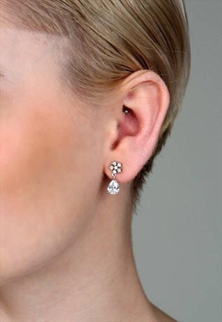 SNOW DROP EARRINGS