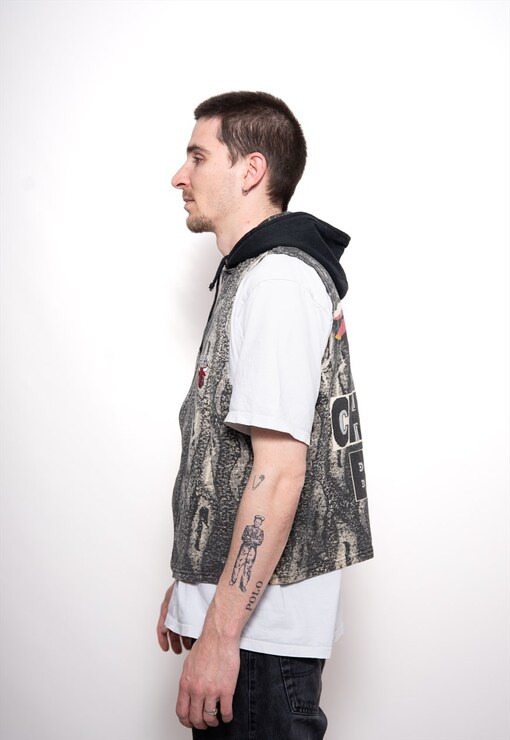 garment image
