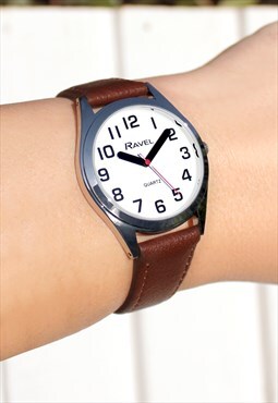 Classic Silver Watch with Bold Hands