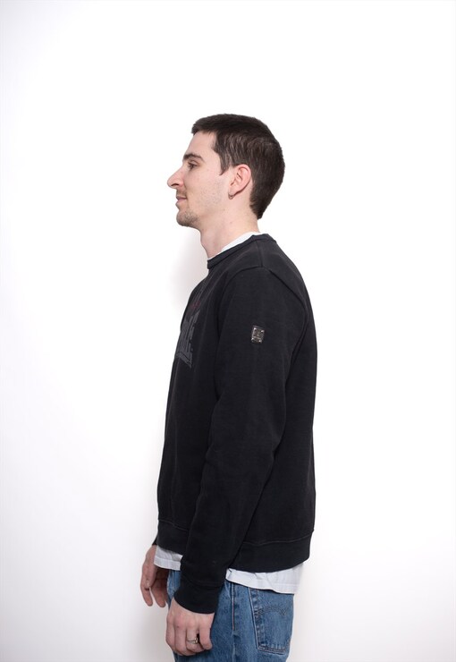 garment image