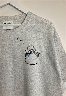 Pocket Shark t-shirt - grey unisex fit