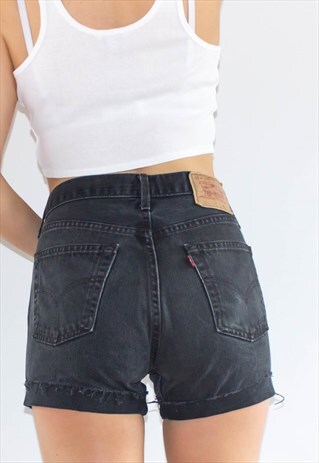 VINTAGE 90'S HIGH WAIST LEVI'S SHORTS
