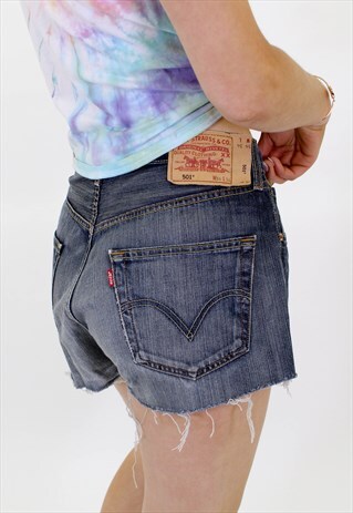 VINTAGE LEVIS DENIM SHORTS
