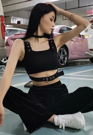 BLACK HOLLOW OUT BUCKLE TANK TOP