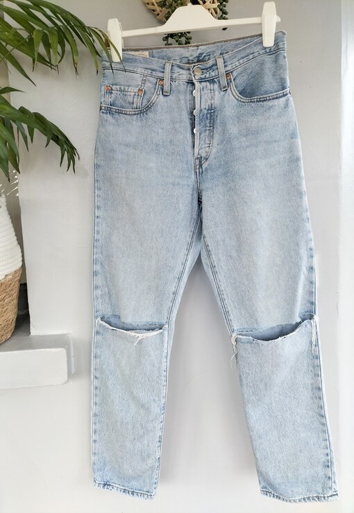 garment image