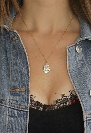14K GOLD PLATED RELIGIOUS CHARM VINTAGE PENDANT
