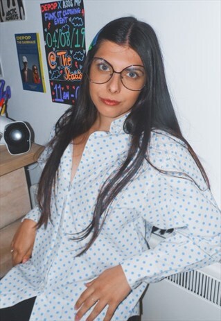 VINTAGE SHIRT POLKA DOT SHIRT WHITE BLUE BUTTONS SMART CUTE