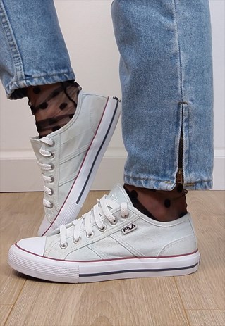 VINTAGE 90'S FILA CANVAS TRAINERS // UK 4 - 4.5 / 37 EU