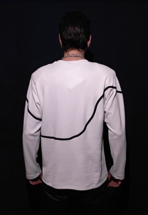 garment image