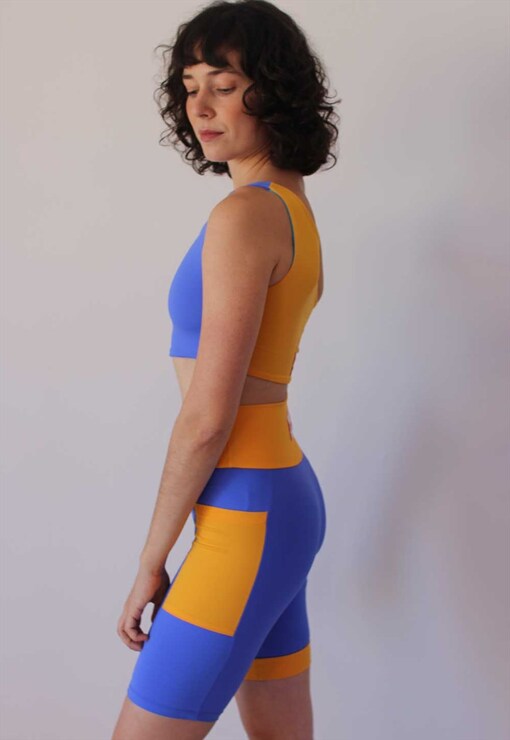 garment image