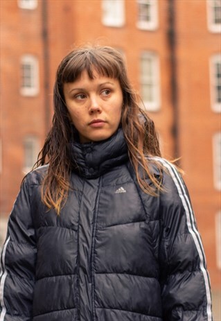 VINTAGE ADIDAS HOODED PUFFER JACKET IN BLACK AND SILVER
