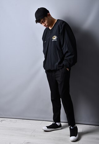 BLACK NIKE JUMPER SJ6231
