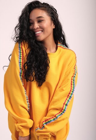 OVERSIZED RAINBOW SUMMER FESTIVAL JUMPER