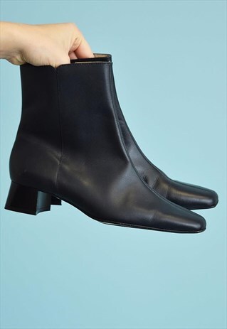 90'S RETRO MINIMALIST DEADSTOCK SCANDI BOOTS