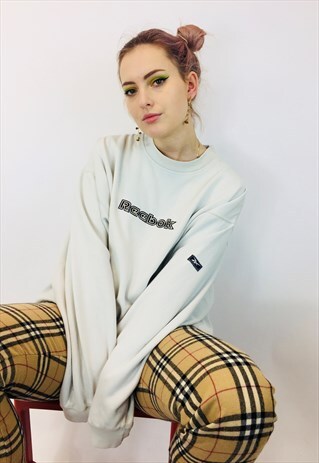 VINTAGE REEBOK OVERSIZED EMBROIDERED SWEATSHIRT