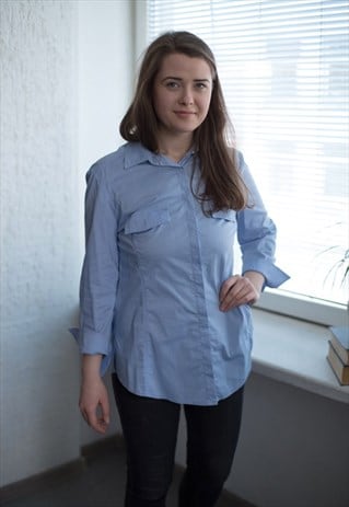 VINTAGE 90'S LIGHT BLUE BUTTON UP SHIRT