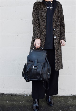 VINTAGE BLACK LARGE LEATHER RUCKSACK / BACKPACK