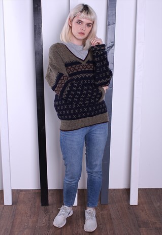 VINTAGE 90S PATTERNED JUMPER. OVERSIZED.