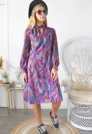 VINTAGE DRESS