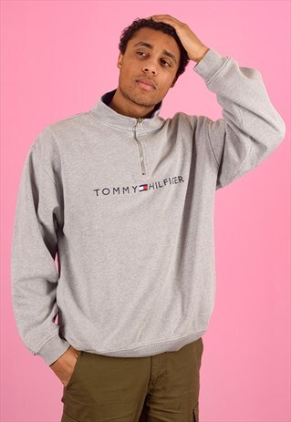 VINTAGE TOMMY HILFIGER 1/4 ZIP SWEATSHIRT