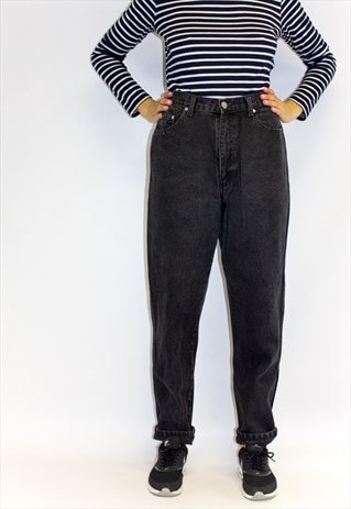 VINTAGE HIGH WAIST LEVI'S MOM JEANS