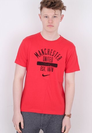 VINTAGE NIKE T SHIRT BTN99