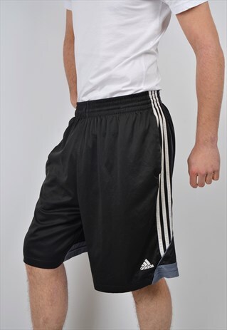 VINTAGE ADIDAS SPORTS SHORTS IN BLACK