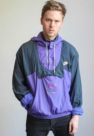 VINTAGE NIKE SHELL JACKET