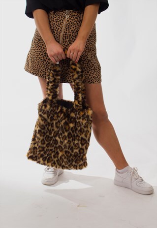 'FEELIN' FIERCE' LEOPARD PRINT FAUX FUR TOTE BAG