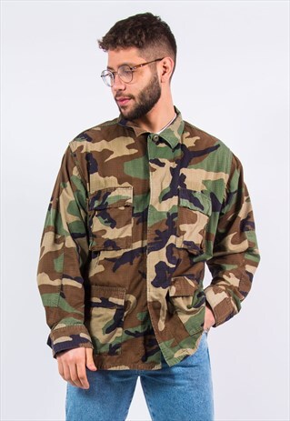 VINTAGE U.S. ARMY CAMOUFLAGE JACKET
